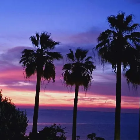 Casa Alessio, Luminosa, Centrale, Ad Un Passo Dal Mare דירה