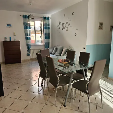 Apartment Casa Alessio, Luminosa, Centrale, Ad Un Passo Dal Mare Varazze