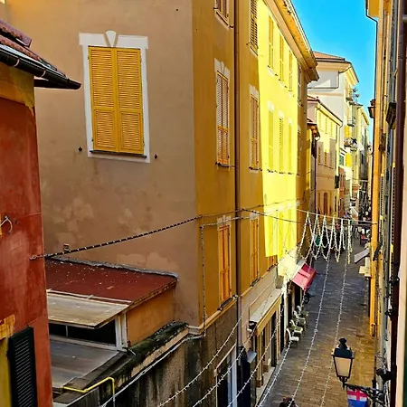 דירה Casa Alessio, Luminosa, Centrale, Ad Un Passo Dal Mare *
