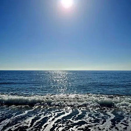 Casa Alessio, Luminosa, Centrale, Ad Un Passo Dal Mare * Varazze