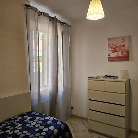 Casa Alessio, Luminosa, Centrale, Ad Un Passo Dal Mare