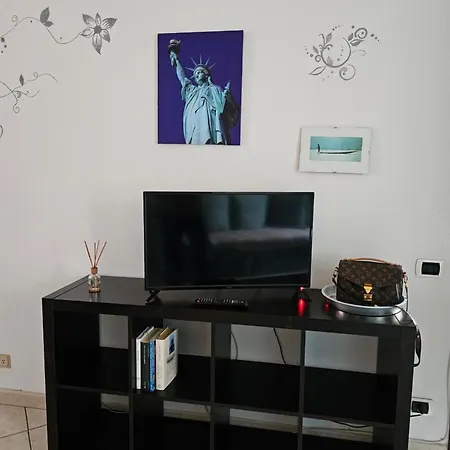 Casa Alessio, Luminosa, Centrale, Ad Un Passo Dal Mare *